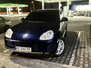 Авто Porsche Cayenne 2005 № 8543912