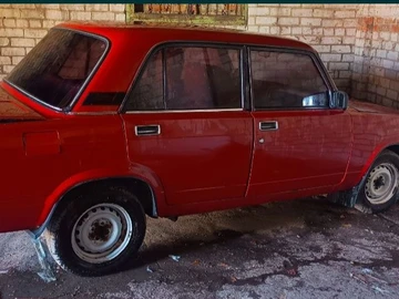Авто ВАЗ 2105 1982 № 8543960