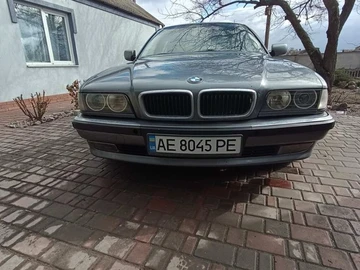 Авто BMW 7 Серия 1995 № 8543971