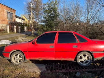Авто Opel Vectra 1989 № 8544100