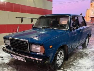 Авто ВАЗ 2107 1993 № 8544113