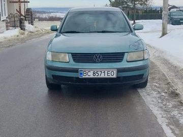 Авто Volkswagen Passat Sedan 1999 № 8544417