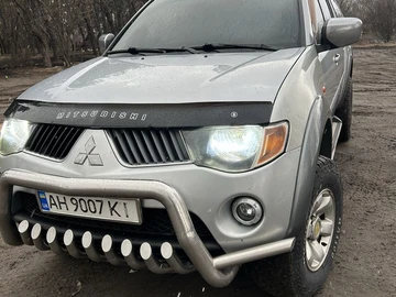 Авто Mitsubishi L 200 2008 № 8544482