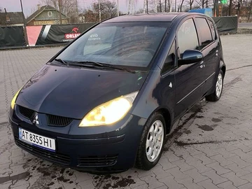Авто Mitsubishi Colt 2004 № 8544494