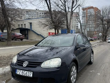 Авто Volkswagen Golf 2005 № 8544575