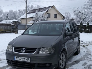 Авто Volkswagen Touran 2005 № 8544936