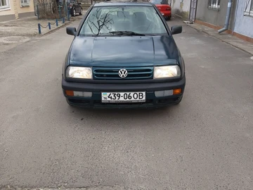 Авто Volkswagen Vento 1995 № 8544961