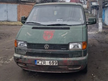 Авто Volkswagen Transporter 1997 № 8545000
