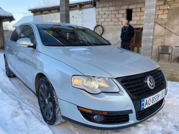 Авто Volkswagen Passat Sedan 2005 № 8545235