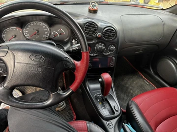 Авто Hyundai Coupe 1996 № 8545239