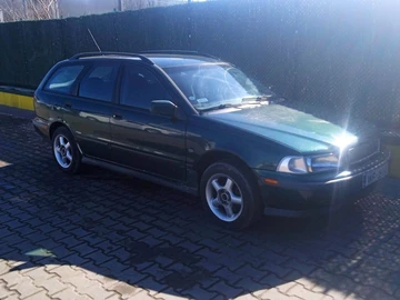 Авто Volvo V40 Kombi 1998 № 8545289