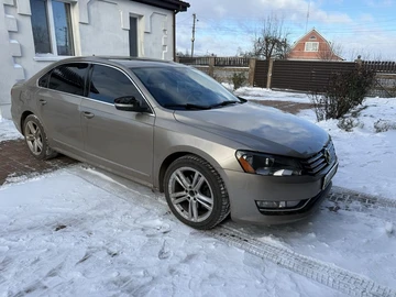 Авто Volkswagen Passat Variant 2015 № 8545434