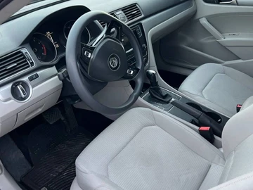 Авто Volkswagen Passat Sedan 2017 № 8545870