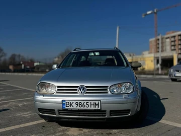Авто Volkswagen Golf 2001 № 8546146