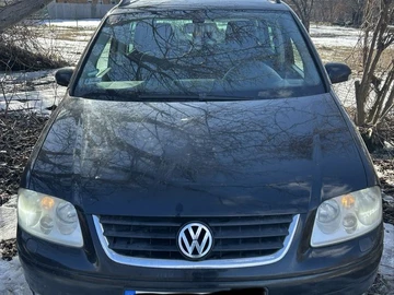 Авто Volkswagen Touran 2005 № 8546195