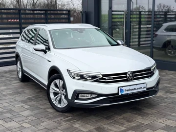 Авто Volkswagen Passat Variant 2021 № 8546231