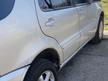 Авто Mercedes Ml Серия 2001 № 8546516
