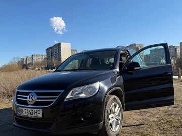Авто Volkswagen Tiguan 2008 № 8546533