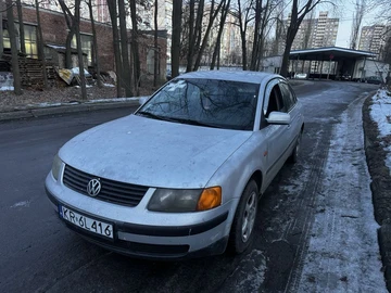 Авто Volkswagen Passat Sedan 1999 № 8546541