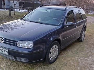 Авто Volkswagen Golf 2001 № 8546879