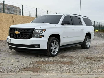 Авто Chevrolet Suburban 2019 № 8546895