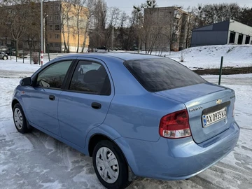 Авто Chevrolet Aveo 2004 № 8547181