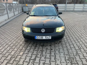 Авто Volkswagen Passat Sedan 1999 № 8547413