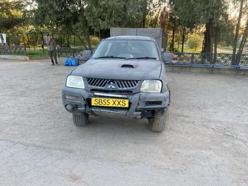 Авто Mitsubishi L 200 2005 № 8547904