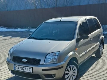 Авто Ford Fusion 2004 № 8548468