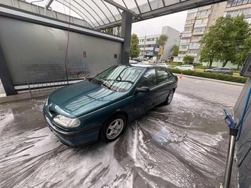 Авто Renault Laguna 1997 № 8548476