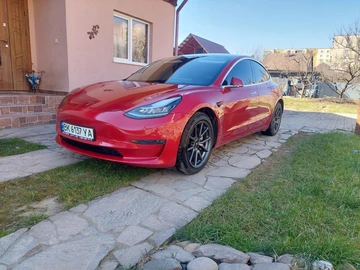 Авто Tesla Model 3 2019 № 8548775