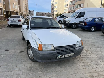 Авто Opel Kadett 1988 № 8549006