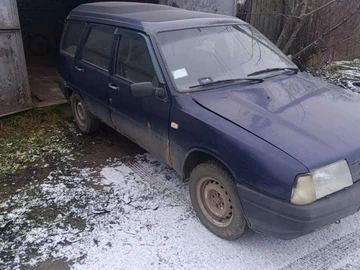 Авто Иж 21261 2004 № 8549225