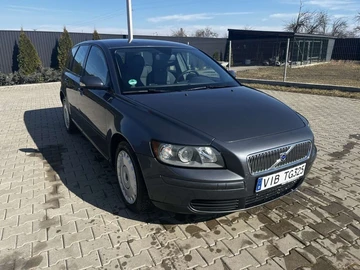 Авто Volvo V50 2007 № 8549239