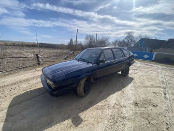 Авто Volkswagen Passat Sedan 1984 № 8549257
