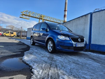 Авто Volkswagen Touran 2008 № 8549303
