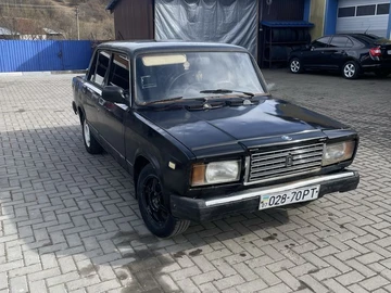 Авто ВАЗ 2107 1993 № 8549520