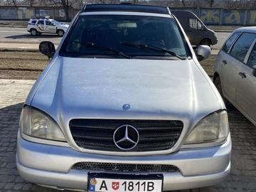 Авто Mercedes Ml Серия 2001 № 8549522