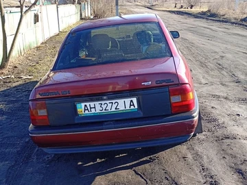 Авто Opel Vectra 1992 № 8549802
