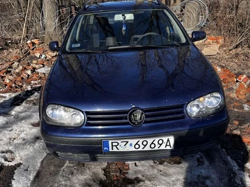 Авто Volkswagen Golf 2003 № 8549805