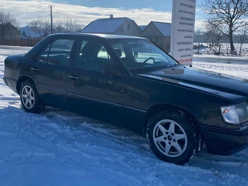 Авто Mercedes W124 1994 № 8549873