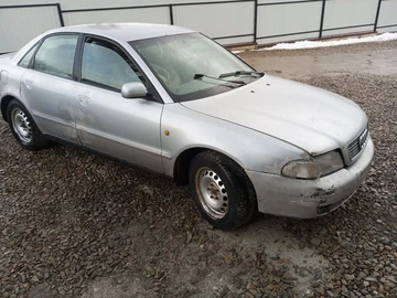 Авто Audi A4 1999 № 8549891