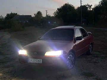 Авто Toyota Avensis Verso 1993 № 8550069