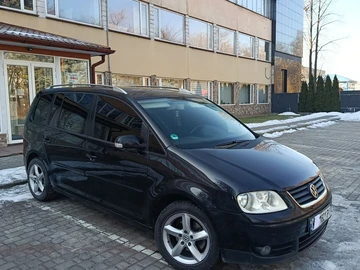 Авто Volkswagen Touran 2004 № 8550079