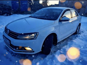 Авто Volkswagen Jetta 2017 № 8550189