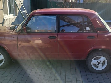 Авто ВАЗ 2107 1986 № 8550191