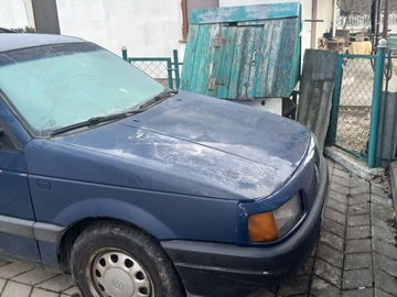 Авто Volkswagen Passat Variant 1988 № 8550474