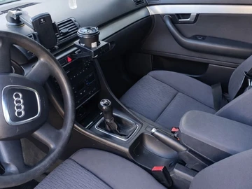 Авто Audi A4 2006 № 8550756