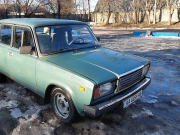 Авто ВАЗ 2107 2004 № 8551017