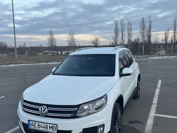 Авто Volkswagen Tiguan 2015 № 8551026